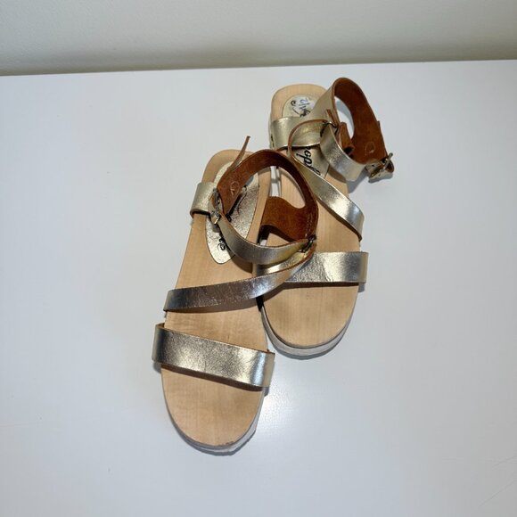Free People Women's Gold Wood and Leather Sandals Size 7.5 Bohemian Girly - Picture 3 of 11